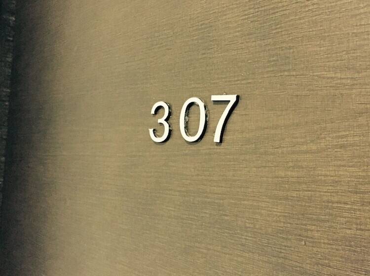 スタンダードシングルルーム, The One Hotel Designed For Adults Pet Lovers