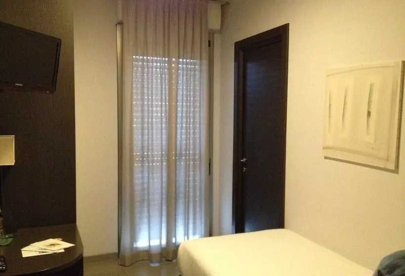 اتاق استاندارد یک نفره, The One Hotel   Designed For Adults   Pet Lovers