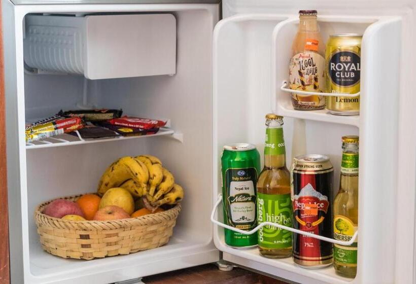 اتاق لوکس با بالکن, Himalayan Suite