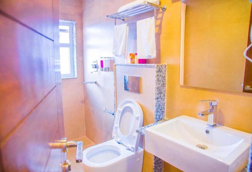 اتاق لوکس سه تخته, Himalayan Suite