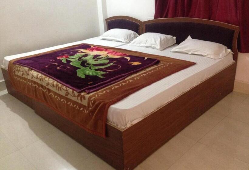 חדר קומפורט לשלושה, Rama Guest House