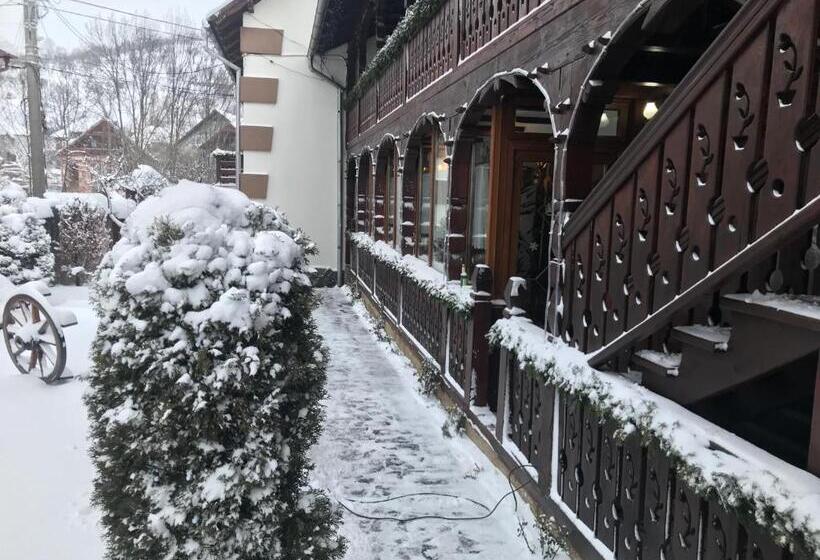 Номер Стандарт Трехместный, Pensiunea Cretuca