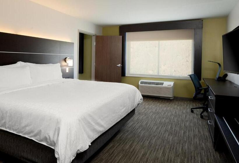 סוויטה מותאמת לאדם עם מוגבלויות, Holiday Inn Express & Suites   Bullhead City , An Ihg