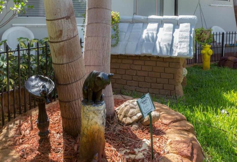 エコノミールーム, Richard's Pet Friendly Motel