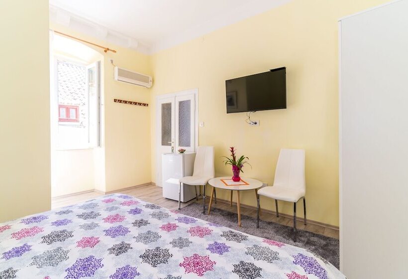 غرفة قياسية, Rooms Katja & Lara