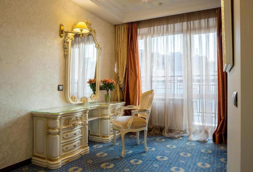 جناح سوبيريور, Eurohotel