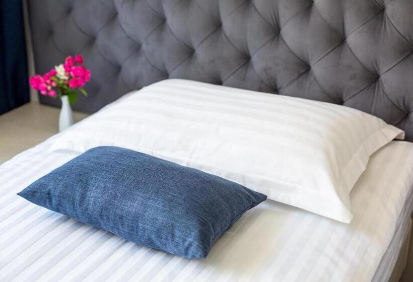 غرفة قياسية فردية, Eurohotel