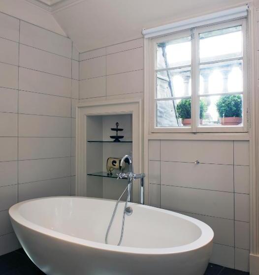 Номер Deluxe, 21212