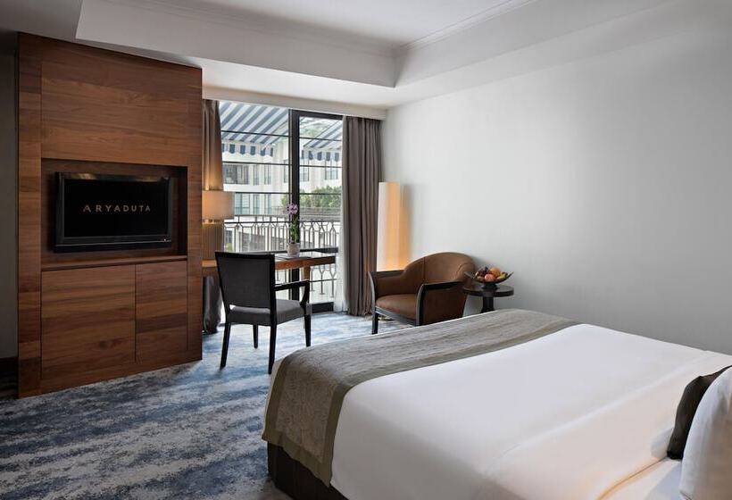 디럭스 룸, Aryaduta Medan