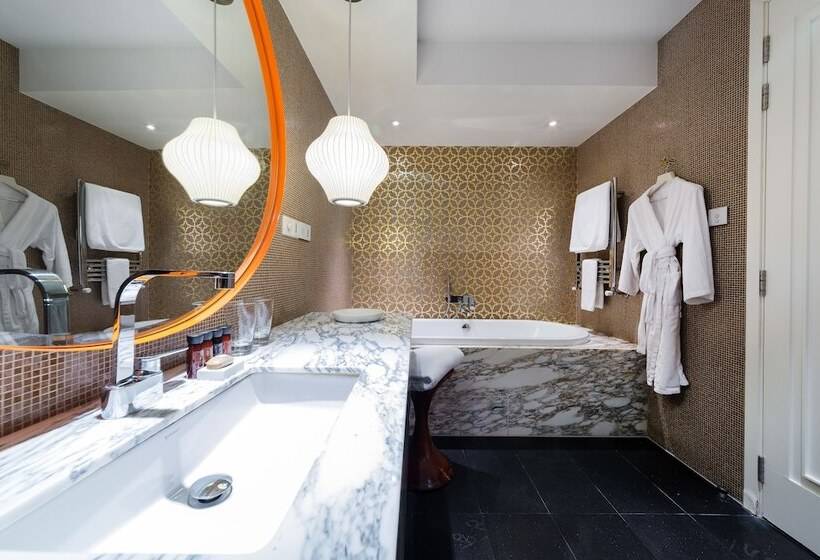 발코니가 있는 스위트, Cachet Boutique Shanghai