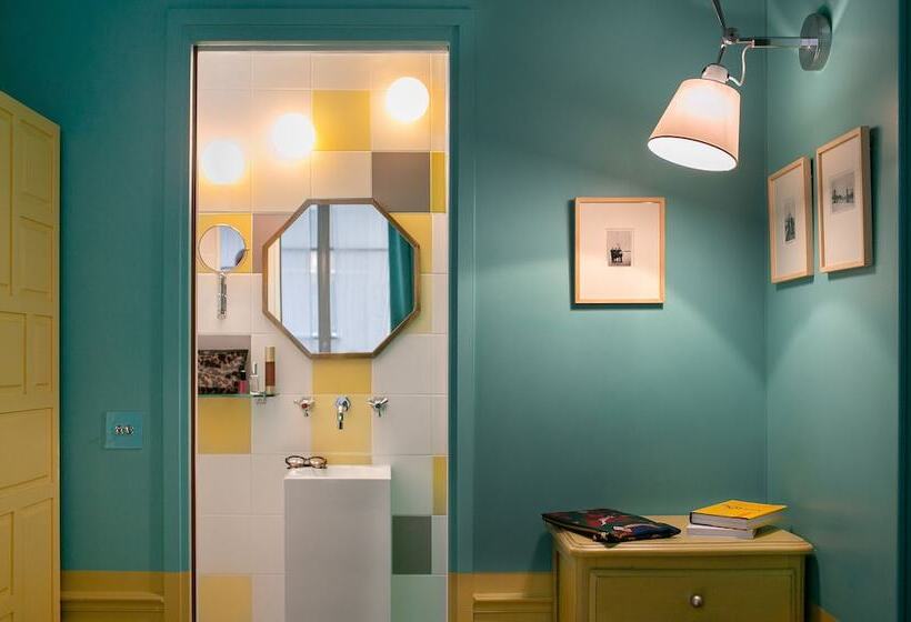 اتاق استاندارد یک نفره, Hôtel Crayon