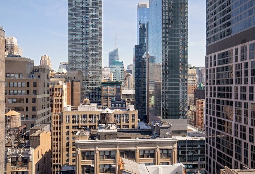 带2个双人床的标准工作室, Hilton Garden Inn New York/manhattan Chelsea