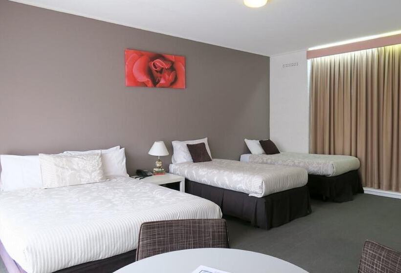 家庭间, The Lyndoch Motel