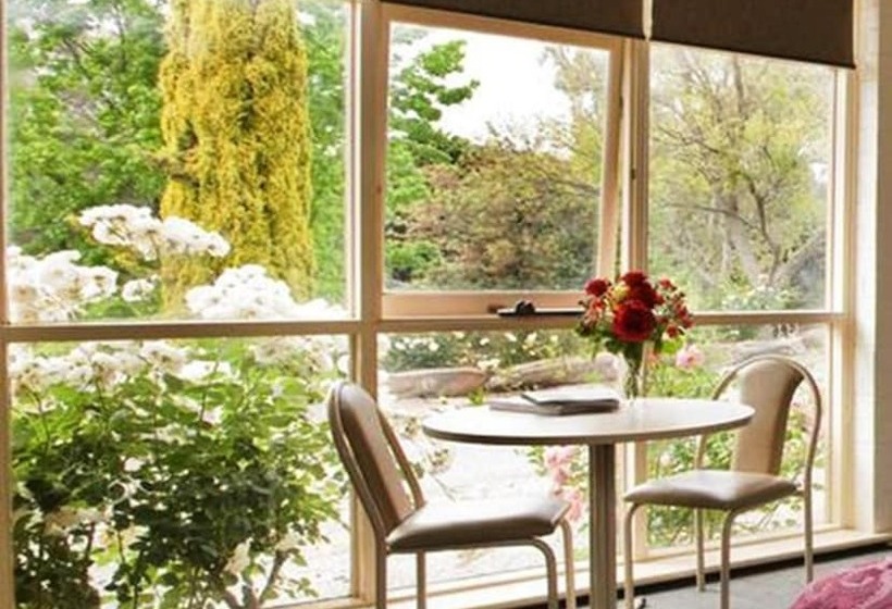 标准间, The Lyndoch Motel