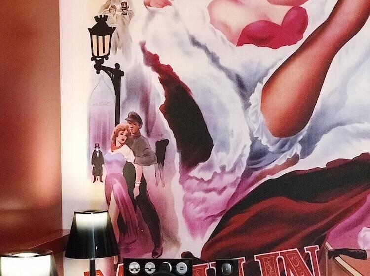 Chambre Standard, Secret De Paris Hotel & Spa