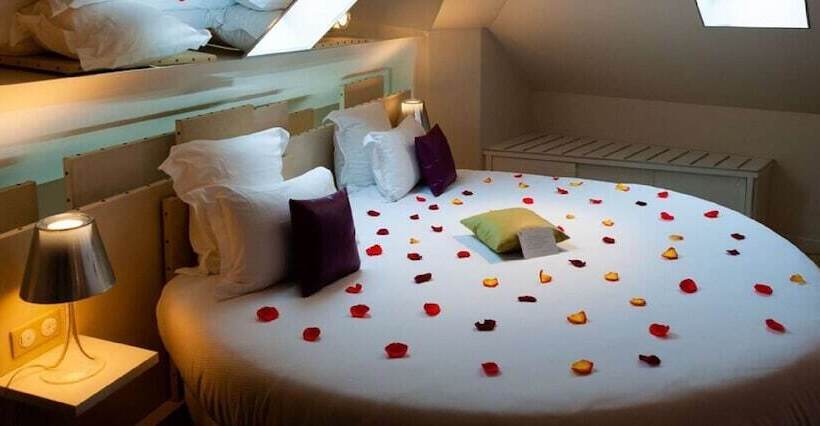 Chambre Standard avec Hidromassage, Secret De Paris Hotel & Spa