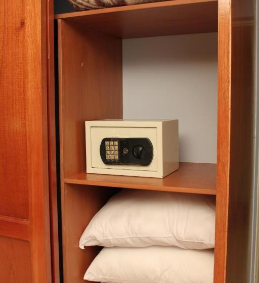 اتاق استاندارد یک نفره, Sol Plaza