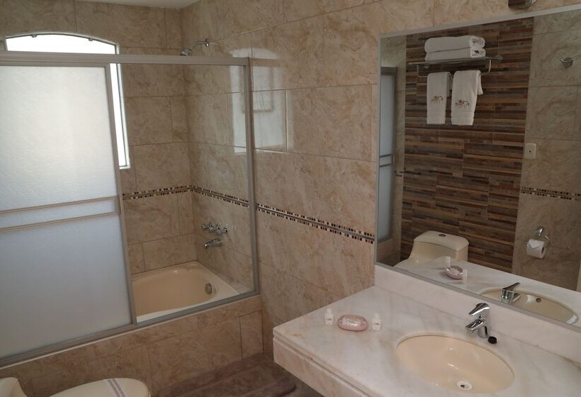 اتاق استاندارد یک نفره, Sol Plaza