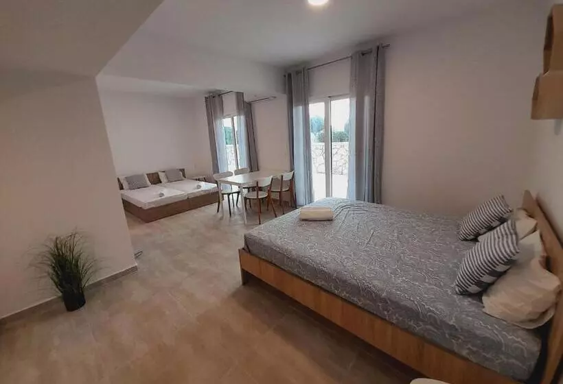 1 Bedroom Apartment with Terrace