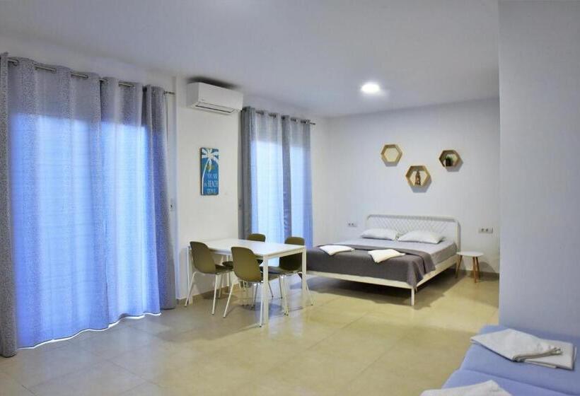 テラス付き１ベッドルームアパートメント, Telhinis Hotel & Apartments