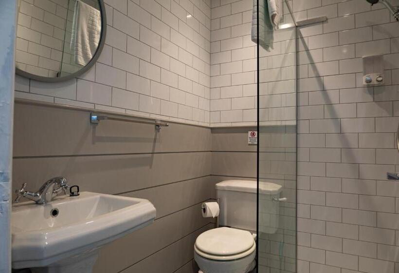 חדר סטנדרט יחיד, The Bay