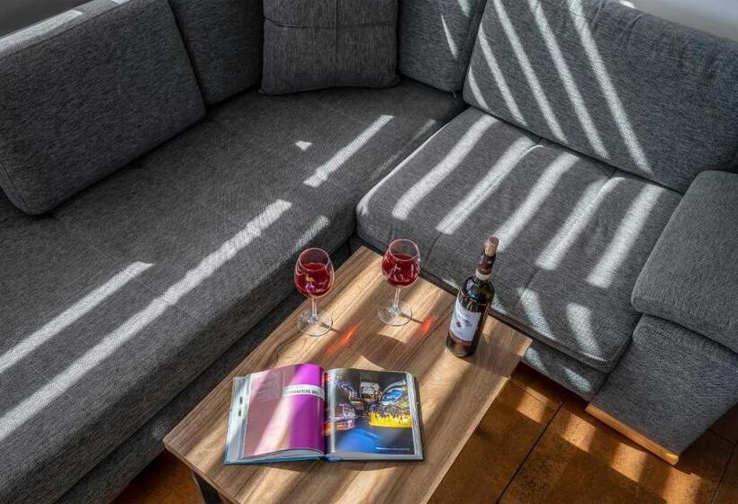 オーシャンビューデラックスルーム, The Pera