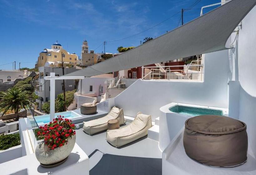 Senior Suite, Hill Suites