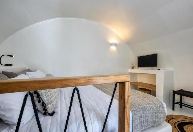 Junior Suite with Terrace, Hill Suites