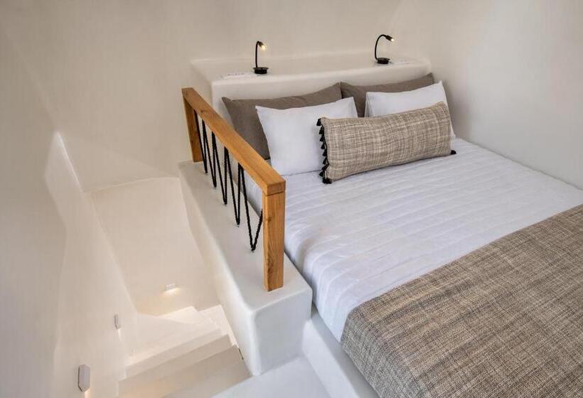 Junior Suite with Terrace, Hill Suites