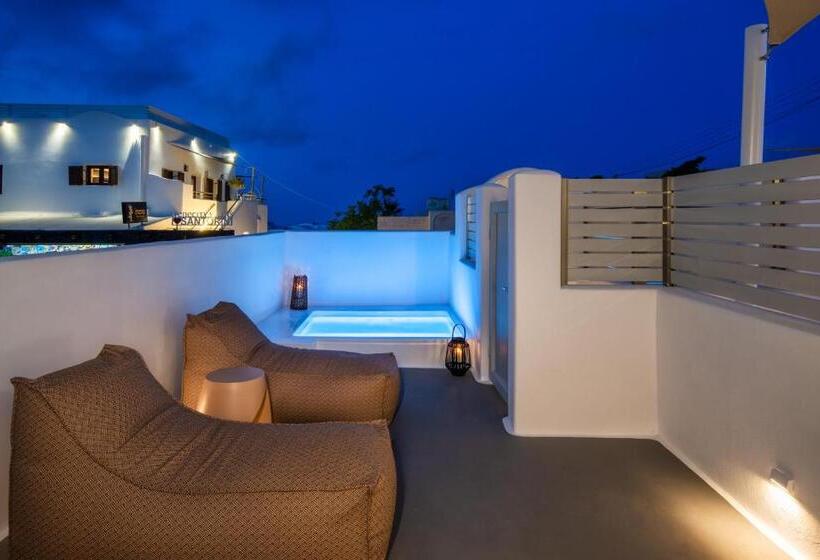 Suite with Hot Tub, Hill Suites