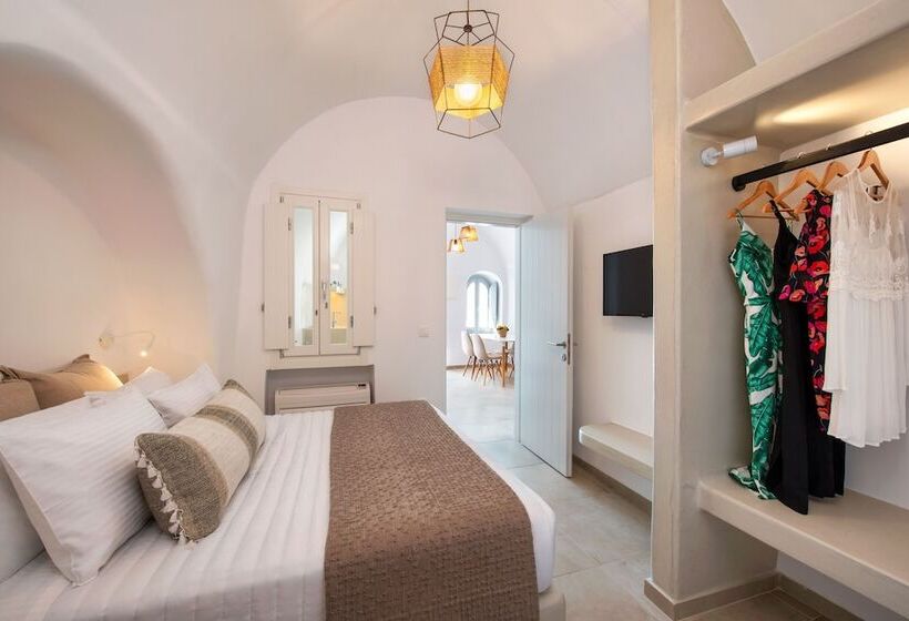 Senior Suite, Hill Suites