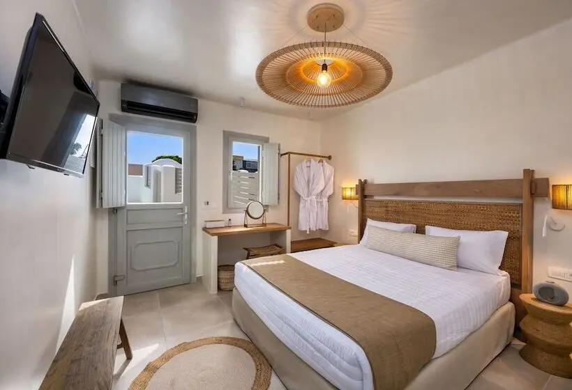 سوئیت با وان آب گرم, Hill Suites
