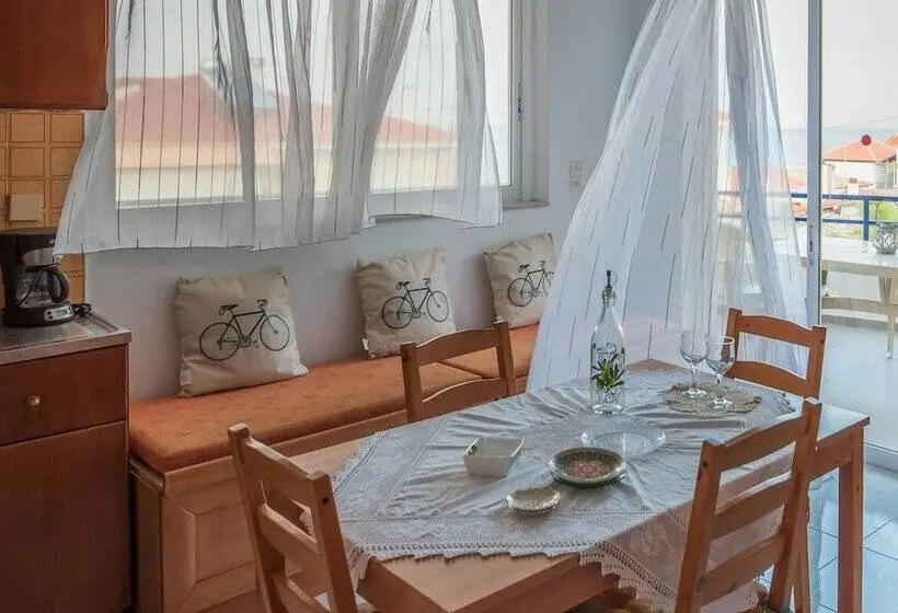 2ベッドルーム家族用アパートメント, Lykoporia Beach Apartments