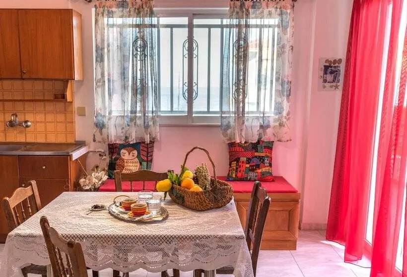 2ベッドルーム家族用アパートメント, Lykoporia Beach Apartments