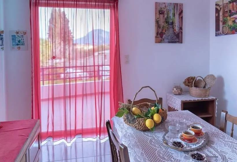 2ベッドルーム家族用アパートメント, Lykoporia Beach Apartments