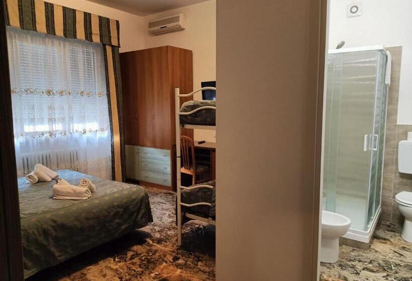 スタンダード４人部屋, Domus Cesena