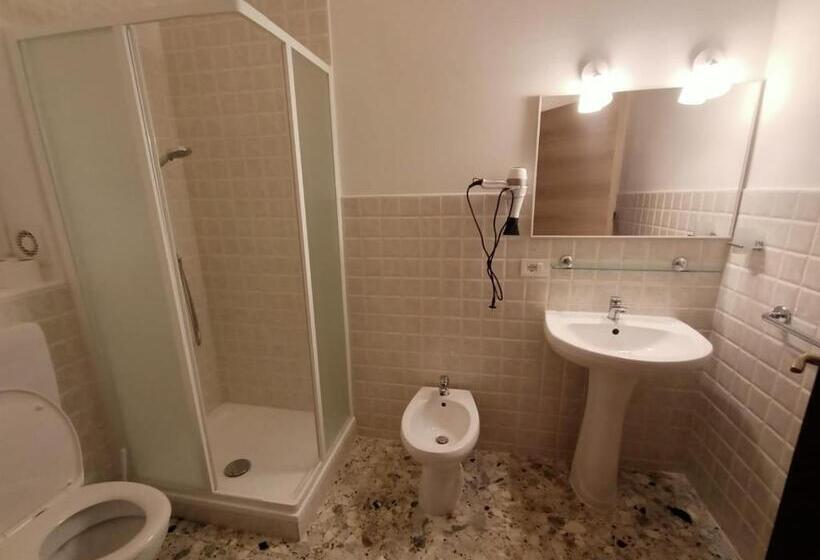 スタンダード４人部屋, Domus Cesena