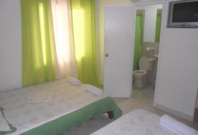 Номер Стандарт Трехместный, Posada Caribbean Refuge