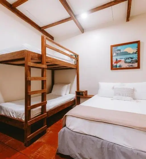 ファミリールーム, Punta Mango Surf & Beachfront Resort