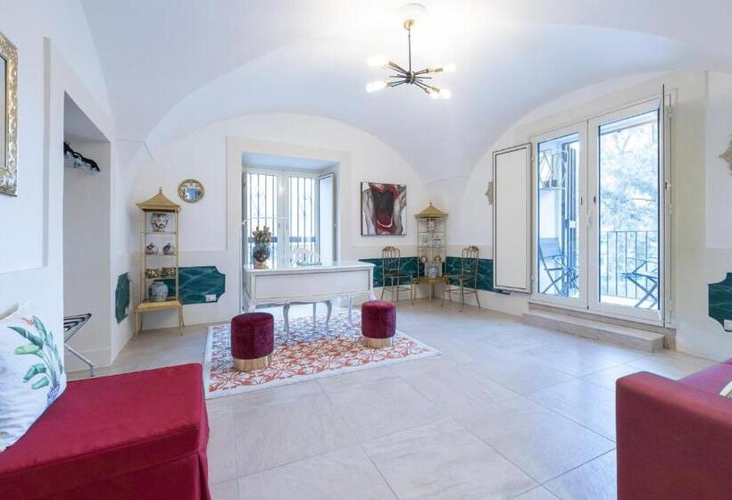 سوییت سوپریور, I Saraceni