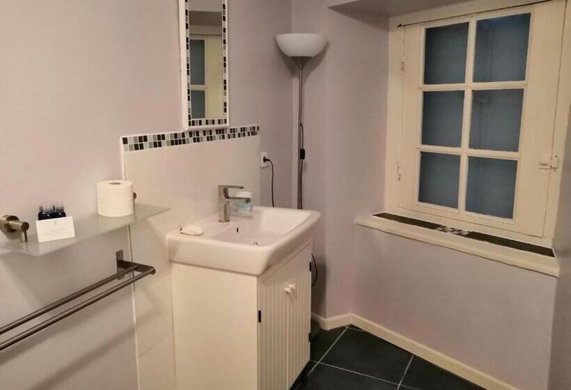 スタンダードルーム, Le Petit Chateau