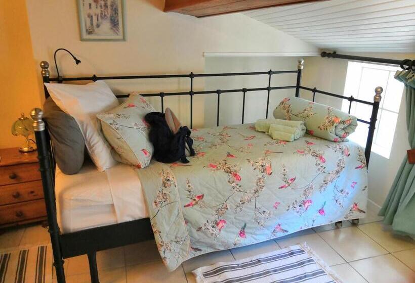 スタンダードトリプルルーム, Le Petit Chateau