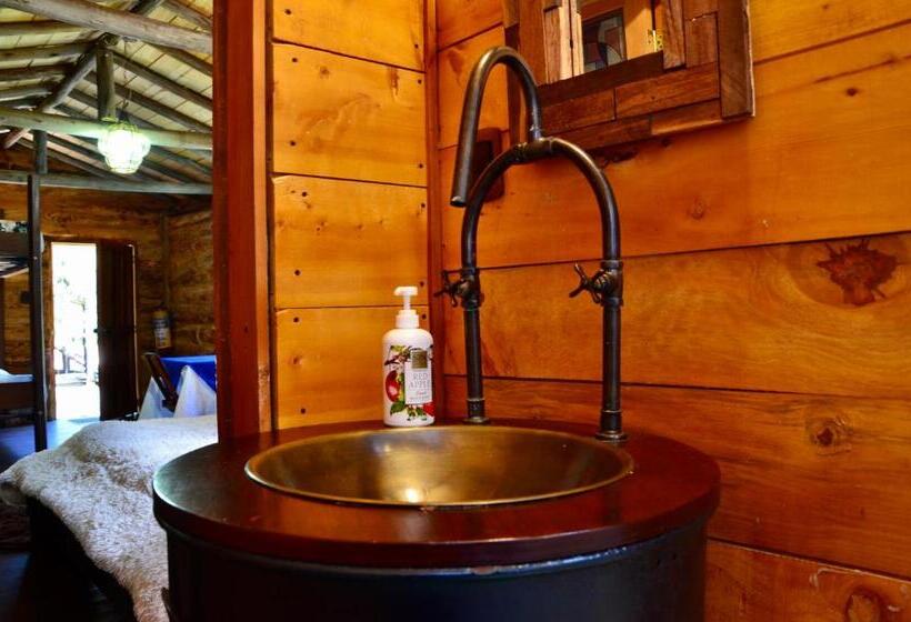 Kabin, Castillo Casablanca