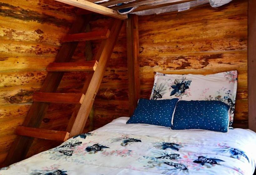 Kabin, Castillo Casablanca