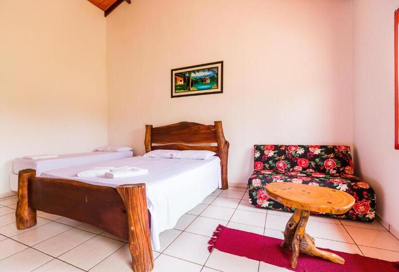 جناح جونيور مطلّ علي حمام السباحة, Fazenda Serra Da Irara