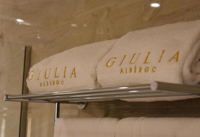 اتاق استاندارد, Giulia Albérgo