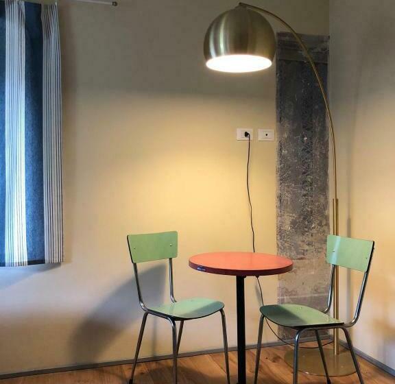 标准房带园景, Operaviva