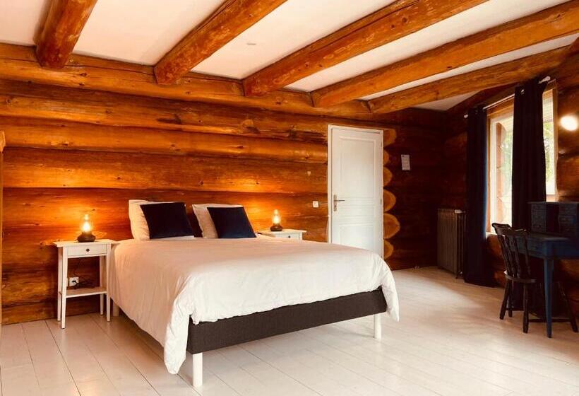 اتاق استاندارد سه تخته با چشم‌انداز استخر, Au Cottage Du Medoc   Proche Bordeaux