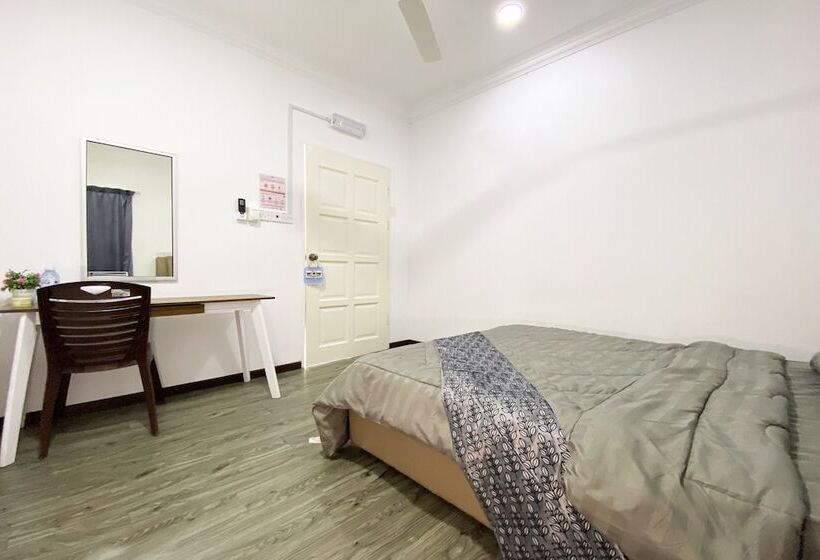 חדר סטנדרט, Spot On 90279 Kinomulok Garden