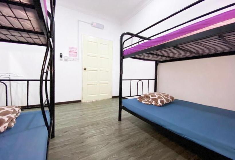 חדר משפחתי, Spot On 90279 Kinomulok Garden